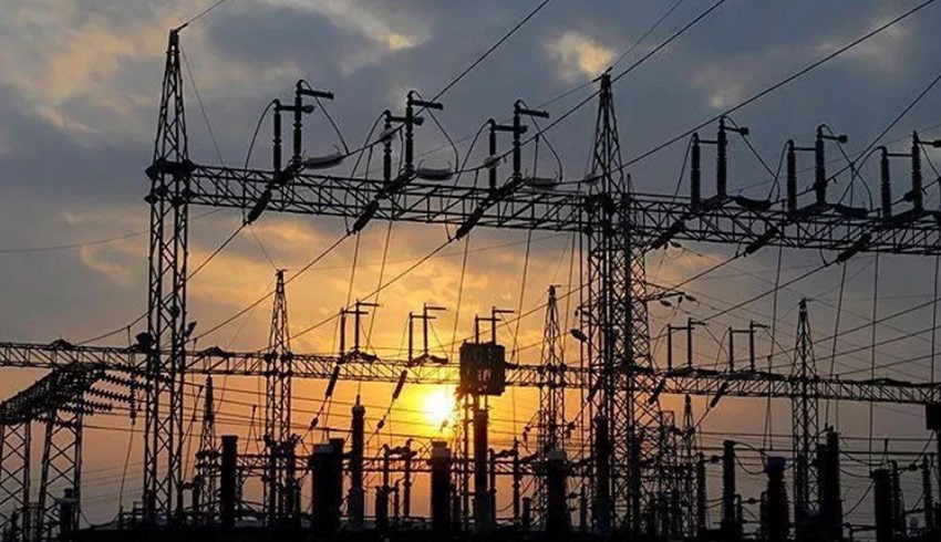 Elektrik dağıtım şirketlerine 280 milyon TL'lik ceza yağdı