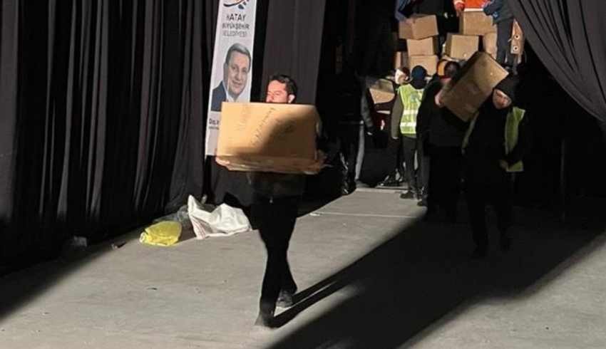 Erden Timur 3 gündür deprem bölgesinde