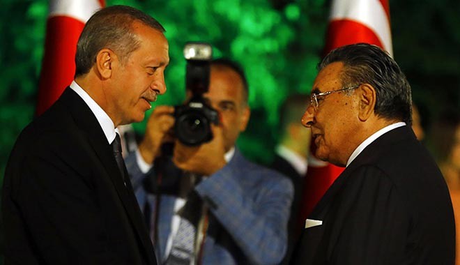 Erdoğan, 'Bedeli ağır olacak' dedi, Doğan ve Hürriyet hisseleri çöktü