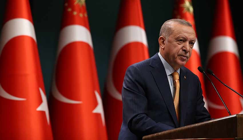 HaberTürk yazarı Par: Malum haber kanalları ve gazetelerin kafayı kuma gömmesine Cumhurbaşkanı da kızmış