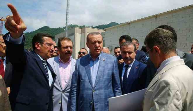 Erdoğan’dan Sarp Sınır Kapısı’nda inceleme