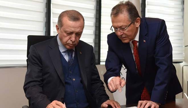 Ahmet Edip Uğur: Ben konuşmasaydım 4-5 istifa daha olacaktı