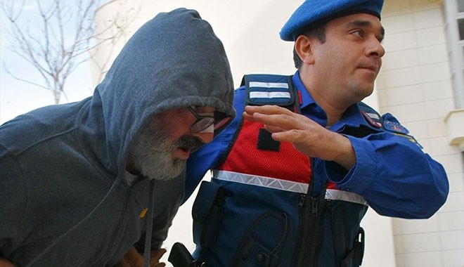 Eski eşini tehditten gözaltına alınan Murat Başoğlu tanınmaz halde