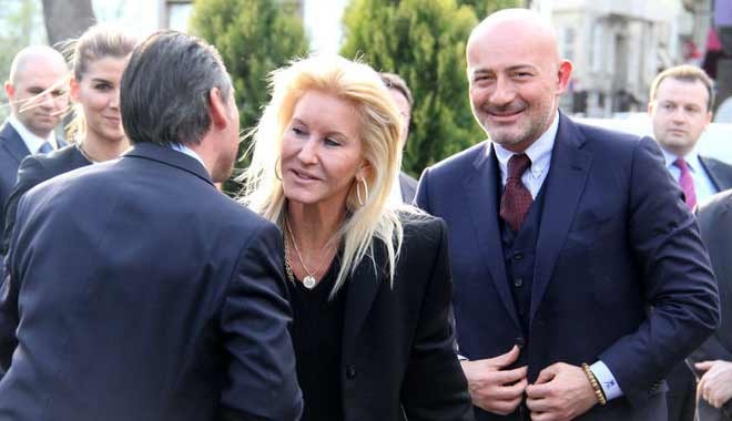 Ferit Şahenk: Göçmedim, eşimle boşanmadım, medyadan çıkmayacağım
