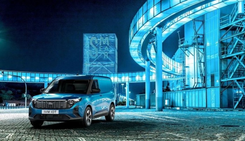 Ford, yeni hafif ticari modelini tanıttı