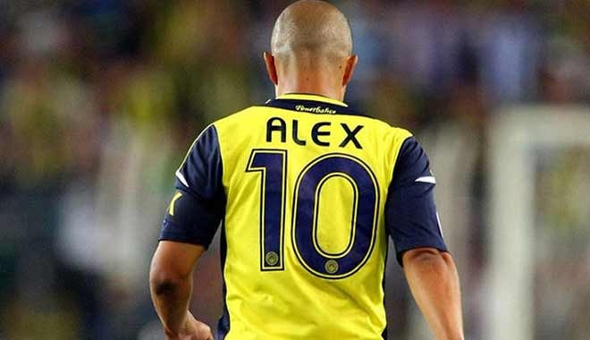 Futbol direktörü olacağı iddia edilmişti! Alex de Souza'nın Fenerbahçe'deki görevi belli oldu....