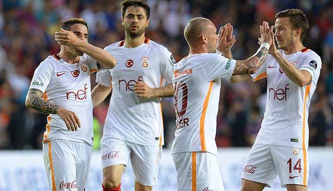 Galatasaray 3.ncülük aşkına ...