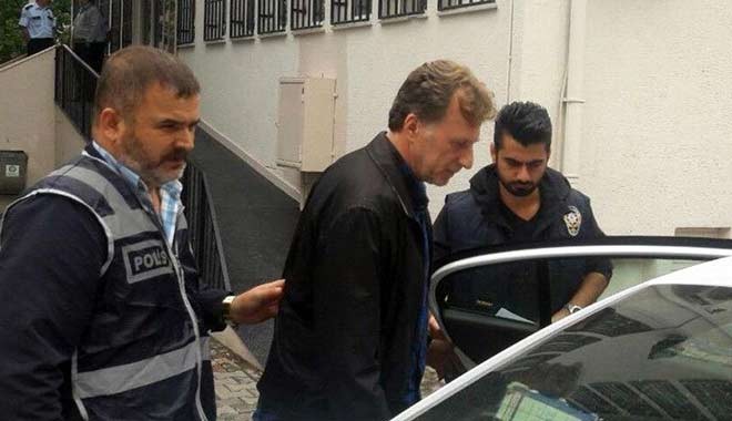 Galatasaraylı eski futbolcu Demiriz’e FETÖ’den 6 yıl 3 ay hapis cezası