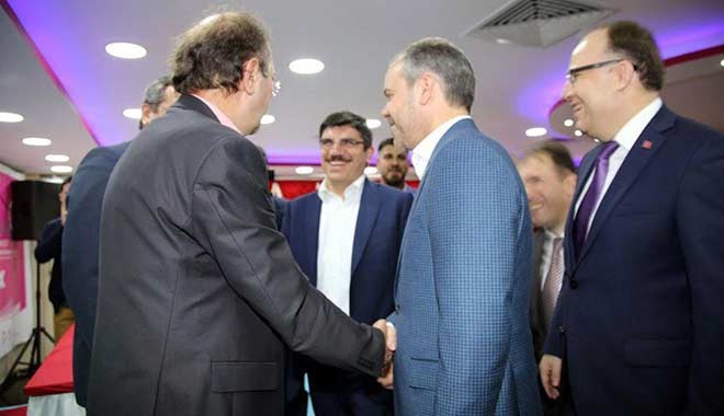 Bakana çıkışmıştı: Yeni Şafak yazarı Yusuf Kaplan felç geçirdi