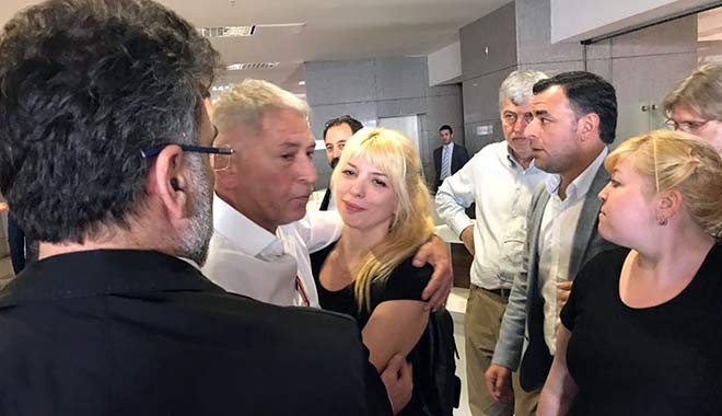 Cumhuriyet'ten Oğuz Güven tahliye edildi....
