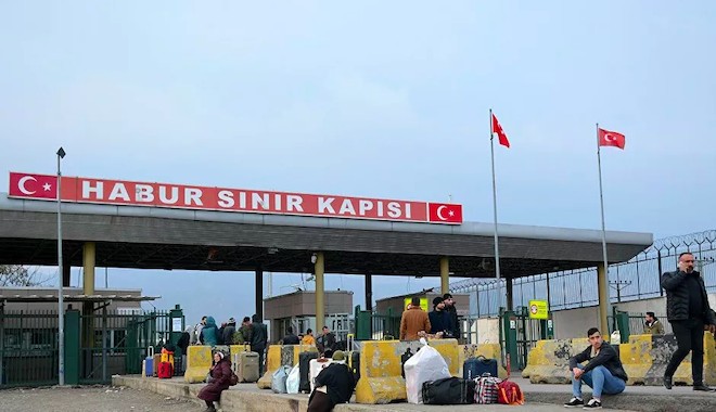 Habur Sınır Kapısı giriş ve çıkışlara kapatıldı