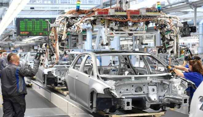 Volkswagen Türkiye'de fabrika yatırımı yapacak