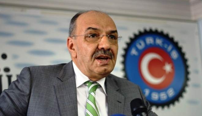 Mustafa Kumlu hayatını kaybetti