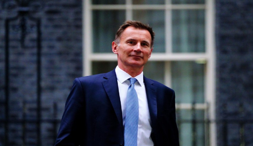 Jeremy Hunt ''Enflasyon hedefine kadar plana bağlı kalmalıyız''