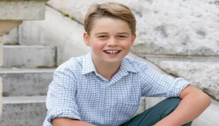 İngiltere'nin küçük prensi George 10 yaşında