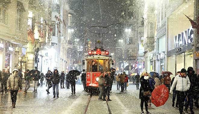 İstanbul beyaza büründü, THY seferleri iptal