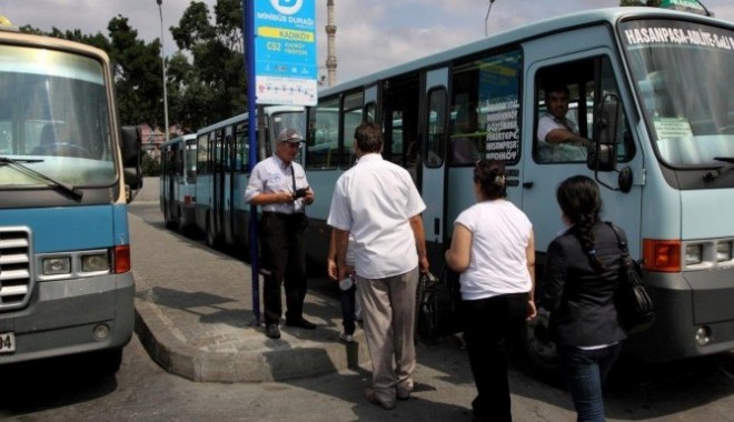 İstanbul'da minibüs ücretlerine zam geldi, indi-bindi 2 TL oldu