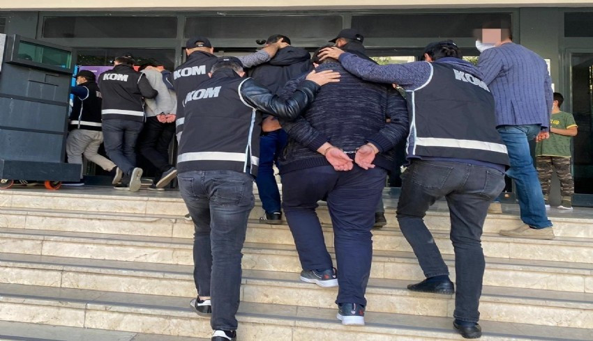 İstanbul'da sahte altın operasyonu: 8 kişi gözaltına alındı