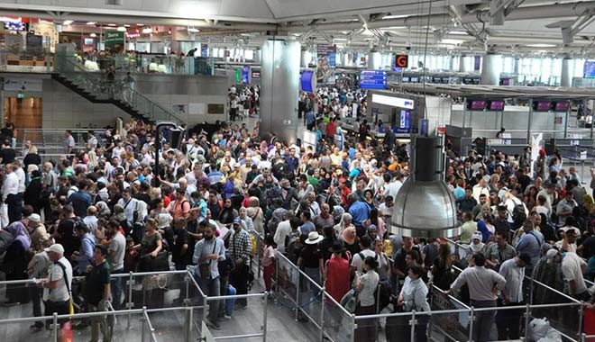 Uçak bilet fiyatları fırladı