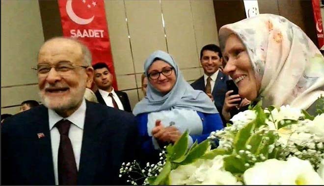 İşte AKP'lilerin İngiliz diye saldırdığı Temel Karamollaoğlu'nun eşi