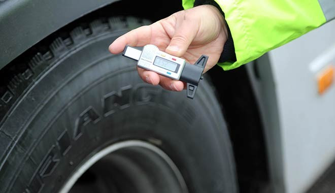 Kış lastiği uygulaması (2017) ne zaman başlıyor? - Kar lastiği takmak zorunlu mu?