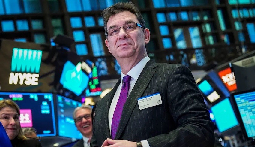Pfizer CEO'su Albert Bourla'nın Covid-19 testi pozitif çıktı