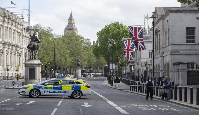 Londra'da saldırı alarmı...