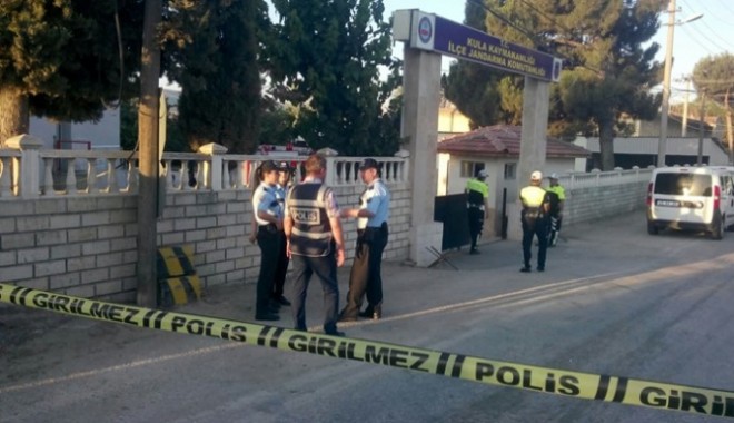 Manisa'da cinnet getiren asker 3 arkadaşını şehit edip, intihar etti