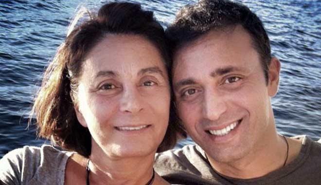 Mustafa Sandal'a kötü bir haber daha: Anne-oğlun arasına para girdi