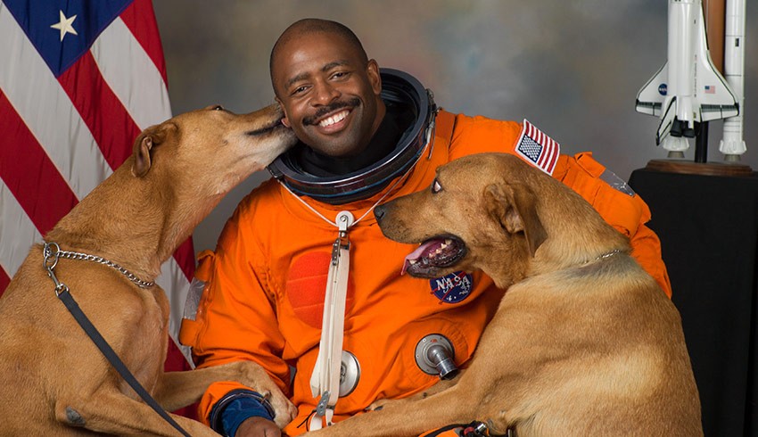 NASA'dan "Ulusal Köpek Günü" paylaşımı