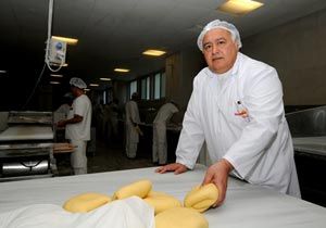 Nejat Güllü'den kardeşi Faruk Güllü'ye 'Fıstıklı baklava' cevabı