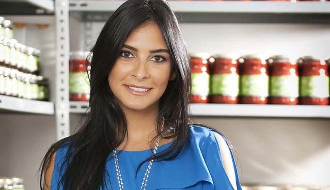 Neslişah Düzyatan şirketini hangi holdinge sattı?