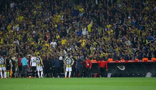 Beşiktaş, Fenerbahçe maçına çıkmama kararı aldı