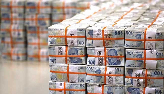 Örtülüde bir ilk: Tarihte ilk kez 'eksi' çıktı