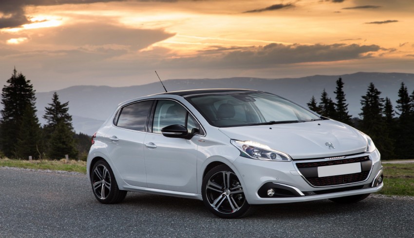 Peugeot 208 tasarımı yenilendi