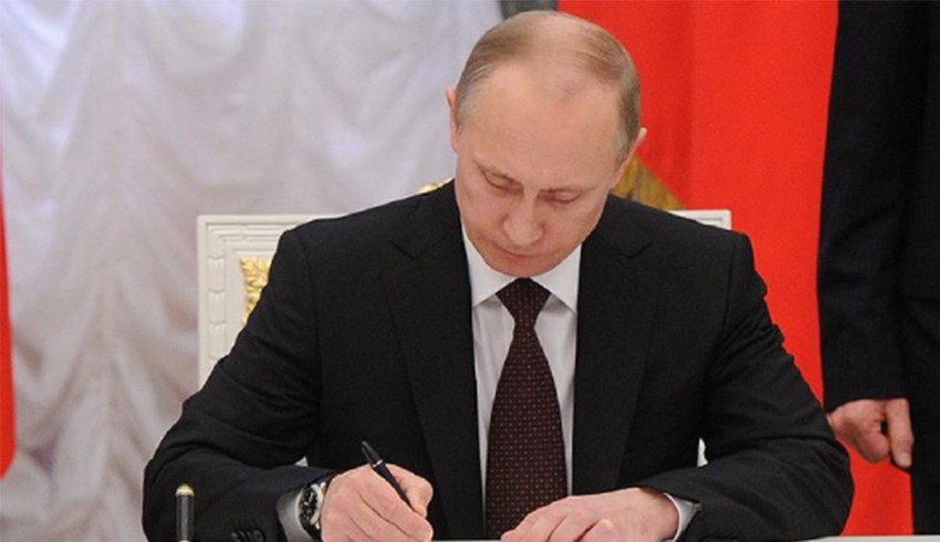 Putin'den "dost ülkelere" petrolde tavan fiyat kararı