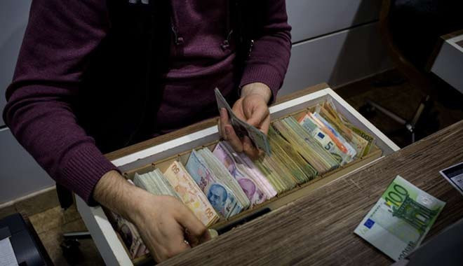 Kur artınca dövizini satanlar, düşük kurdan bu kez alım yapıyor..