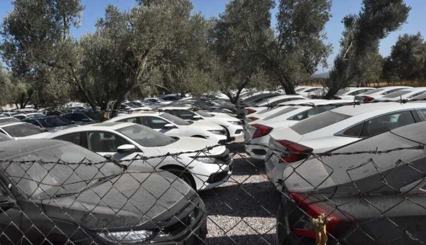 Sıfır otomobillerde 'stokçuluk' iddiası! Bakandan açıklama