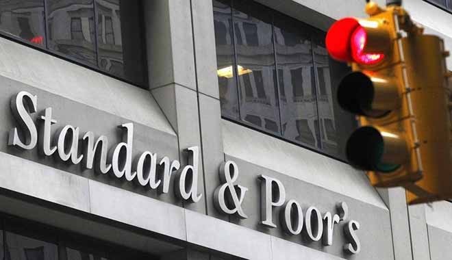 Standard & Poor's'dan Türkiye ekonomisine 'resesyon' uyarısı