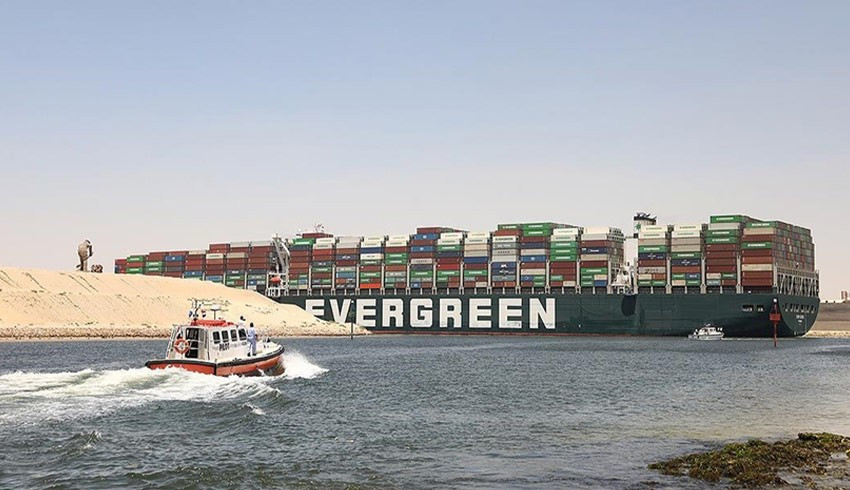 Süveyş'i tıkayan firmadan milyon dolarlık ikramiye