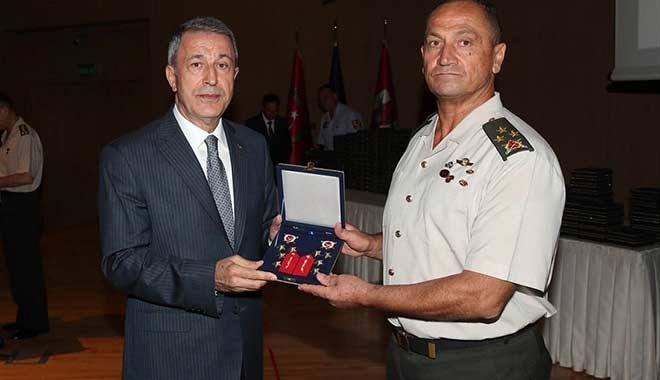 TSK'da sürpriz görev değişimi: Erdoğan'ı alkışlayan komutan Temel görevden alındı
