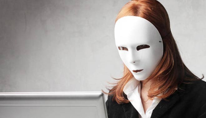 Talep patlaması: 20 bin kadın operatör var, sanal sohbetlerinin perde arkası!