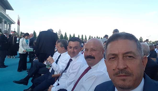 Tarım Bakanı Pakdemirli, Turkcell'den istifa etti, Oktay istifa etmedi!