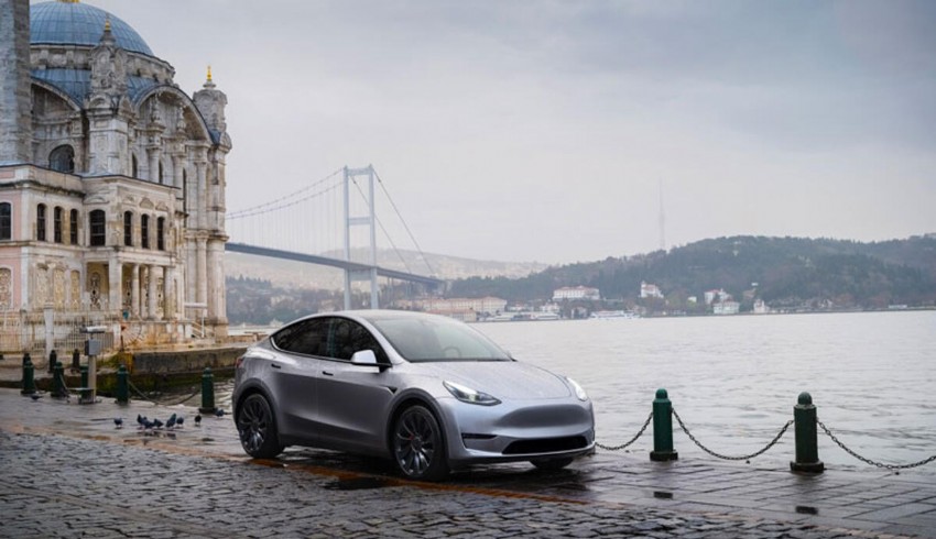 Tesla Türkiye'deki teslimatlara hazırlanıyor