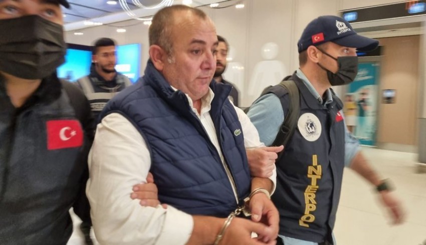 'Ortak değilim' dedi ama yetmedi... Tosuncuk'un sağ kolu tutuklandı