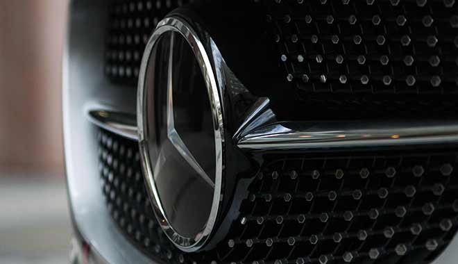 Mercedes-Benz'de hava yastığı krizi: 1 milyondan fazla aracı geri çağırıyor