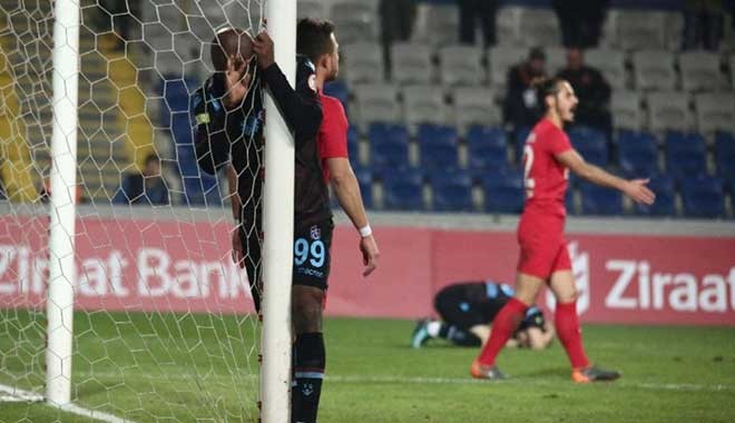 Ümraniyespor, Fenerbahçe'den sonra Trabzonspor'u da kupadan eledi