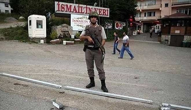 Umre'ye gidiyorum' diyerek yurt dışına kaçan ünlü et lokantasının sahibi, itirafçı olmak istediğini belirterek teslim oldu