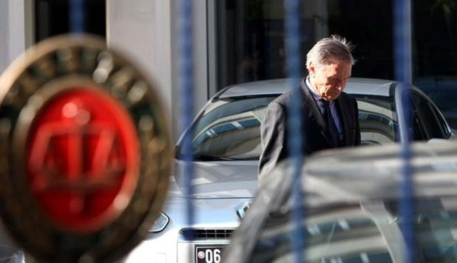 Ünlü bankacı Erol Aksoy hakkında yakalama kararı kararı çıkarıldı