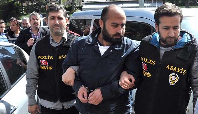 Volkan Bayar 24 kişiyi karalamış: Ev arkadaşını da ihbar etmiş